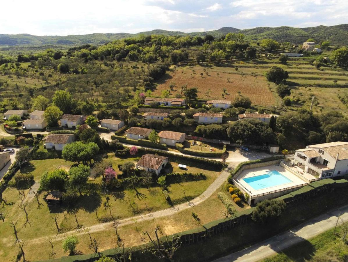 Village De Gites La Fontinelle Bessas Exterior foto