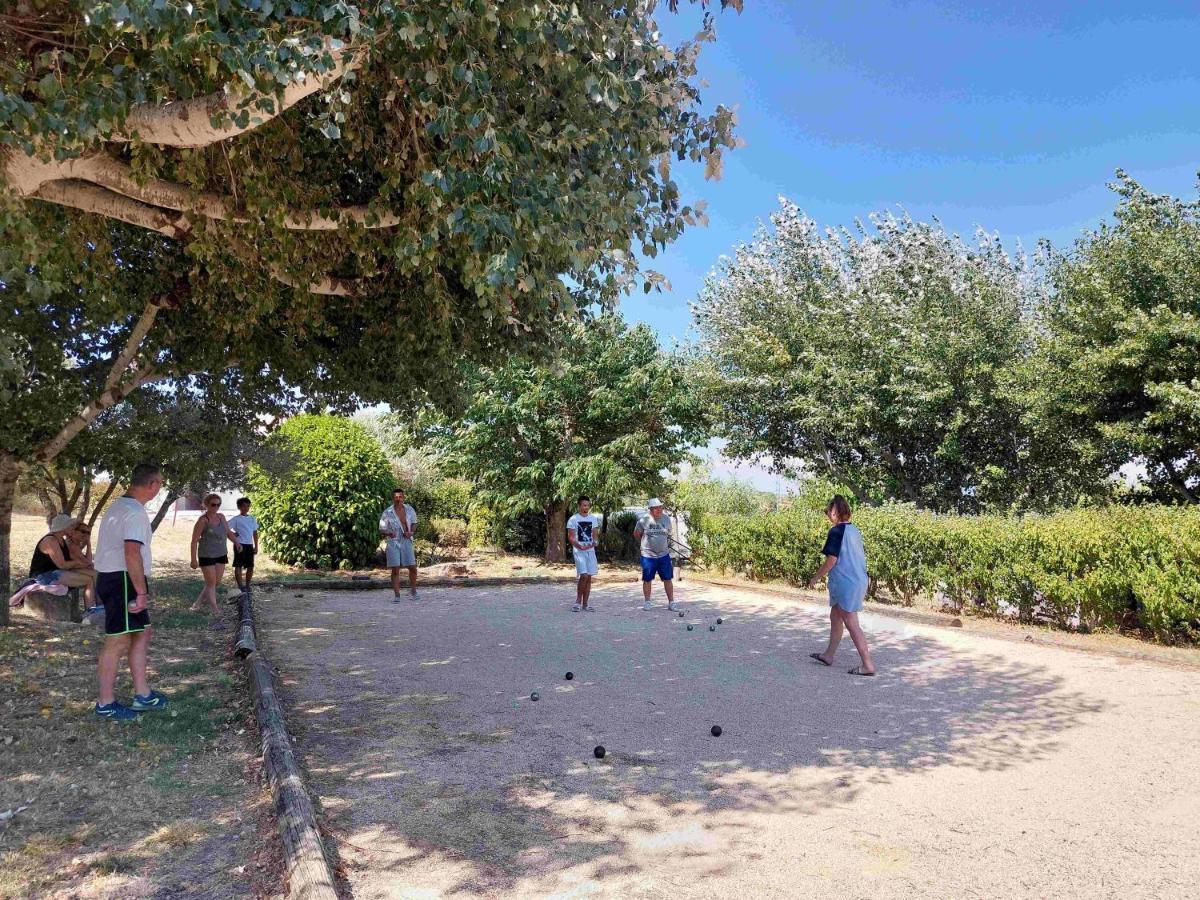 Village De Gites La Fontinelle Bessas Exterior foto