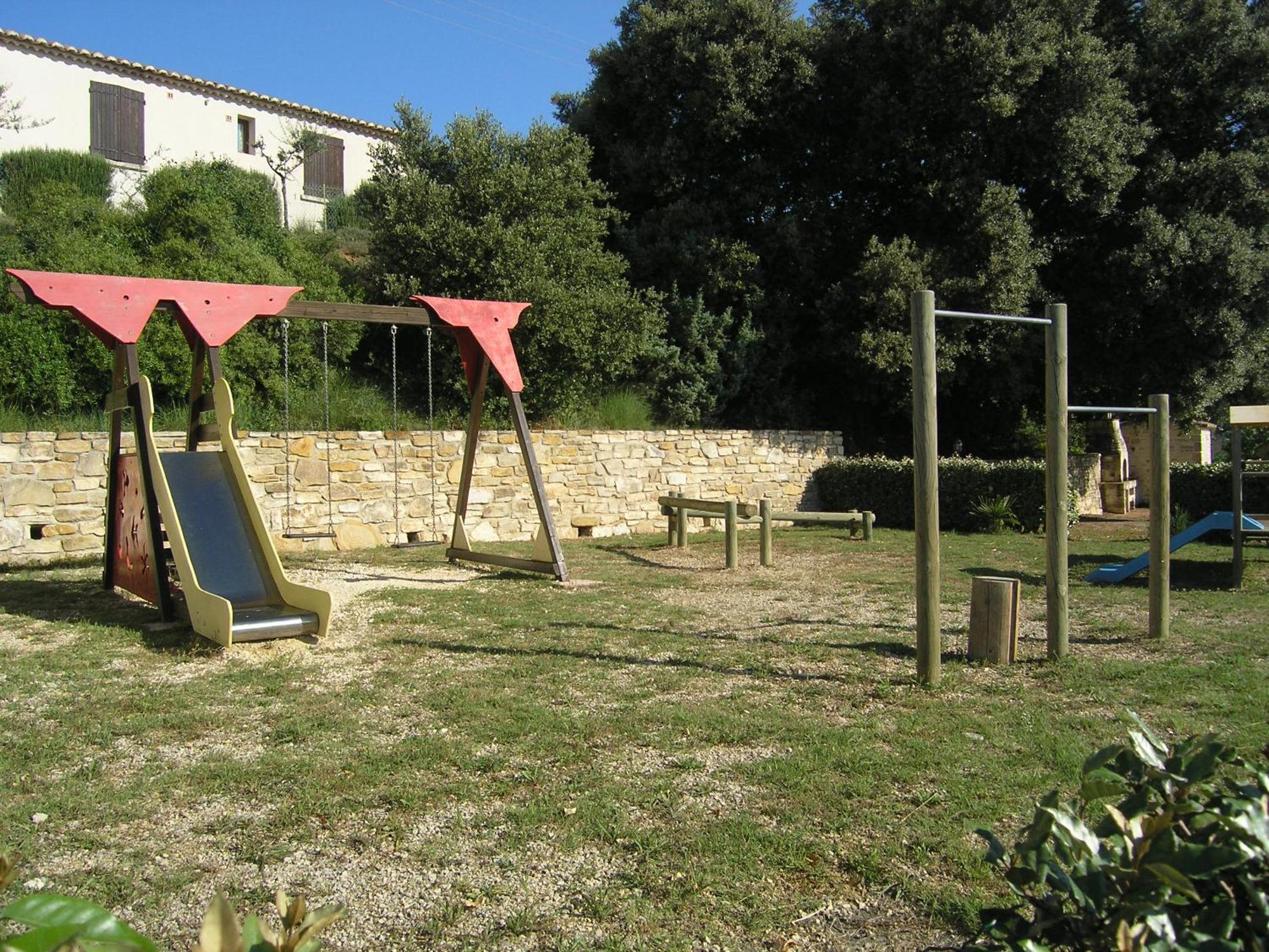 Village De Gites La Fontinelle Bessas Exterior foto